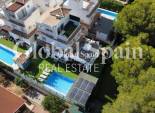 Wederverkoop - VILLA -
ORIHUELA COSTA - Costa Blanca