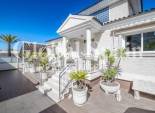 Revente - VILLA -
TORREVIEJA - La Mata