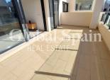 Resale - APARTMENT -
ORIHUELA COSTA - VILLAMARTÍN