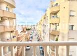 Venta - APARTAMENTO -
TORREVIEJA - Center