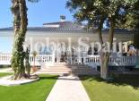 Wederverkoop - VILLA -
TORREVIEJA - Costa Blanca