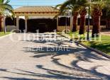 Wederverkoop - VILLA -
ELCHE - Costa Blanca