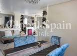 Revente - VILLA -
VILLAMARTÍN - Costa Blanca