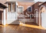 Resale - VILLA -
TORREVIEJA - Costa Blanca