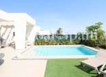Wederverkoop - VILLA -
ALGORFA - Inland