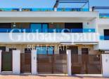 Wederverkoop - HUIS -
TORREVIEJA - LOS BALCONES - LOS ALTOS
