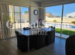 Resale - VILLA -
TORREVIEJA - Costa Blanca