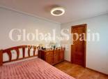 Wederverkoop - PENTHOUSE -
TORREVIEJA - Playa del Cura