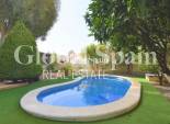 Wederverkoop - VILLA -
CIUDAD QUESADA