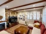 Resale - HOUSE -
EL ESPARRAGAL - Inland