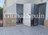 Revente - APPARTEMENT -
TORREVIEJA - Torretas