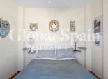 Wederverkoop - HUIS -
Villamartin - Costa Blanca