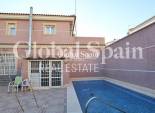 Wiederverkauf - VILLA -
FORMENTERA DEL SEGURA - C- Cooperativa