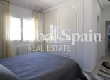 Wederverkoop - VILLA -
Benijofar - Monte Azul