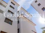 Resale - APARTMENT -
TORREVIEJA - Punta Prima