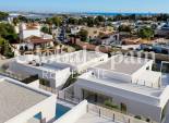 Nowo zbudowane - WILLA  -
TORREVIEJA - LOS BALCONES - LOS ALTOS