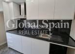 Revente - APPARTEMENT -
ORIHUELA COSTA - Punta Prima