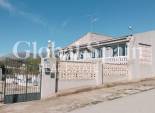 Resale - VILLA -
CREVILLENTE - Inland