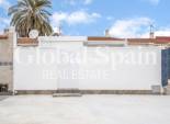 Wederverkoop - APPARTEMENT -
TORREVIEJA - Torreta