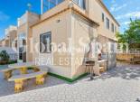 Resale - House -
TORREVIEJA - La Siesta