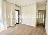Resale - APARTMENT -
TORREVIEJA - Center