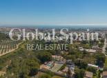Wiederverkauf - VILLA -
ORIHUELA - Orihuela Costa