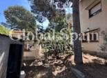 Odsprzedaż - WILLA  -
TORREVIEJA - 