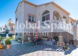 Resale - VILLA -
ORIHUELA COSTA - Los Altos