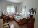 Wederverkoop - PENTHOUSE -
TORREVIEJA - Paseo maritimo