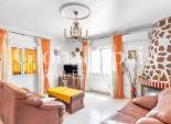 Venta - VILLA -
ROJALES - Centro de la Ciudad Quesada