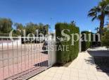 Wederverkoop - VILLA -
CIUDAD QUESADA