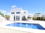 Wederverkoop - VILLA -
ROJALES - Inland