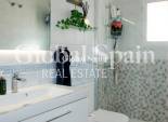 Resale - VILLA -
VILLAMARTÍN - Costa Blanca