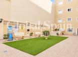 Wiederverkauf - WOHNUNG -
TORREVIEJA - Centro
