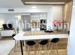 Revente - APPARTEMENT -
TORREVIEJA - Punta Prima
