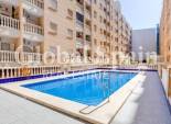 Resale - APARTMENT -
TORREVIEJA - Center
