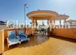Resale - Villa -
ORIHUELA COSTA - VILLAMARTÍN