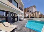 Resale - VILLA -
TORREVIEJA - Costa Blanca Sur