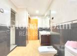 Revente - APPARTEMENT -
TORREVIEJA - Center