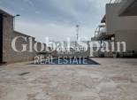 Resale - VILLA -
ORIHUELA COSTA - VILLAMARTÍN