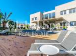 Wiederverkauf - VILLA -
ALICANTE - CAMPOAMOR