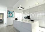 Wiederverkauf - VILLA -
LAS COLINAS GOLF RESORT - Costa Blanca