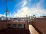 Wederverkoop - HUIS -
TORREVIEJA - La Siesta