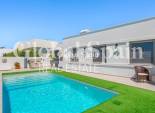 Wederverkoop - VILLA -
LA MARINA