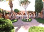 Revente - Villa -
TORREVIEJA - El chaparral