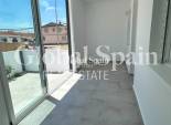 Wiederverkauf - WOHNUNG -
TORREVIEJA - La Siesta - El Salado - Torreta