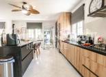 Resale - HOUSE -
LA MARINA