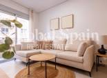 Revente - APPARTEMENT -
TORREVIEJA - Las calas