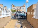 Wederverkoop - HUIS -
Villamartin - Costa Blanca