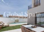 Neubau - VILLA -
LOS ALCÁZARES